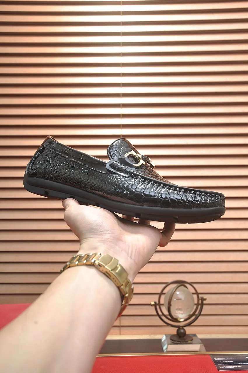 Men's shoes 💰460💶 [Ferragamo/Ferragamo] The latest model in the counter. Original imported open-sided fine cowhide hand-woven + imported 🐂 cowhide + original luxury metal buckle + original combination outsole. No pressure in comparison 38--44🎉